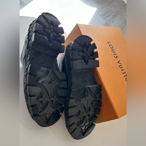 1AAZ4U men’s Louis Vuitton to be shoes, gentle condition
LV Baroque Derby - Picture 6 of 15